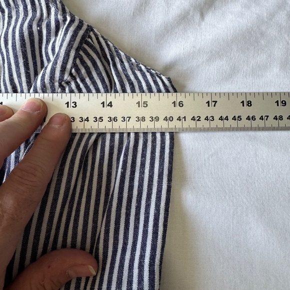 Old Navy Sleeveless High Neck Striped Summer Dress M Beach Boardwalk Festival - Picture 11 of 16